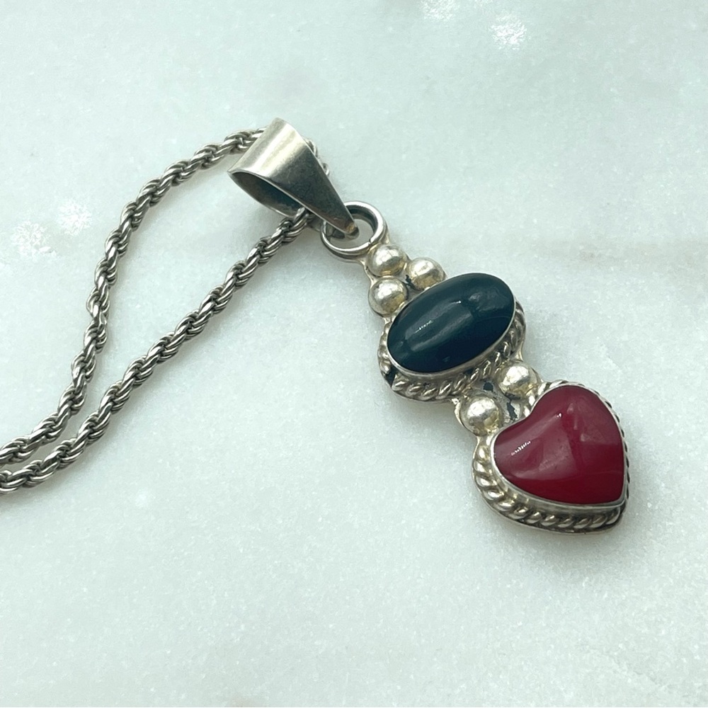 Sterling Silver Heart Pendant Necklace Red & Black Inlay Stone Rope Twist Chain - Picture 10 of 17